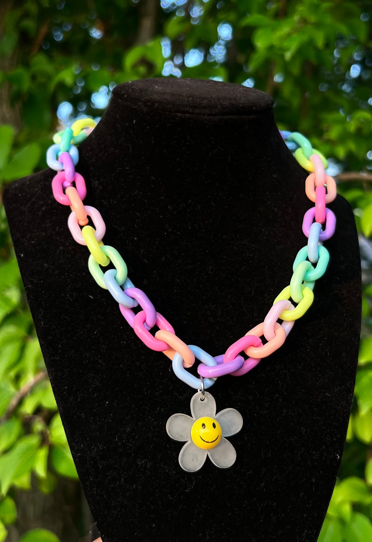 Flor Feliz Necklace